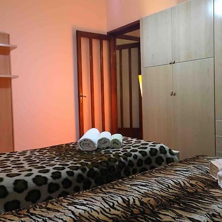 شقة La Casa Di Aurora إيفريا المظهر الخارجي الصورة